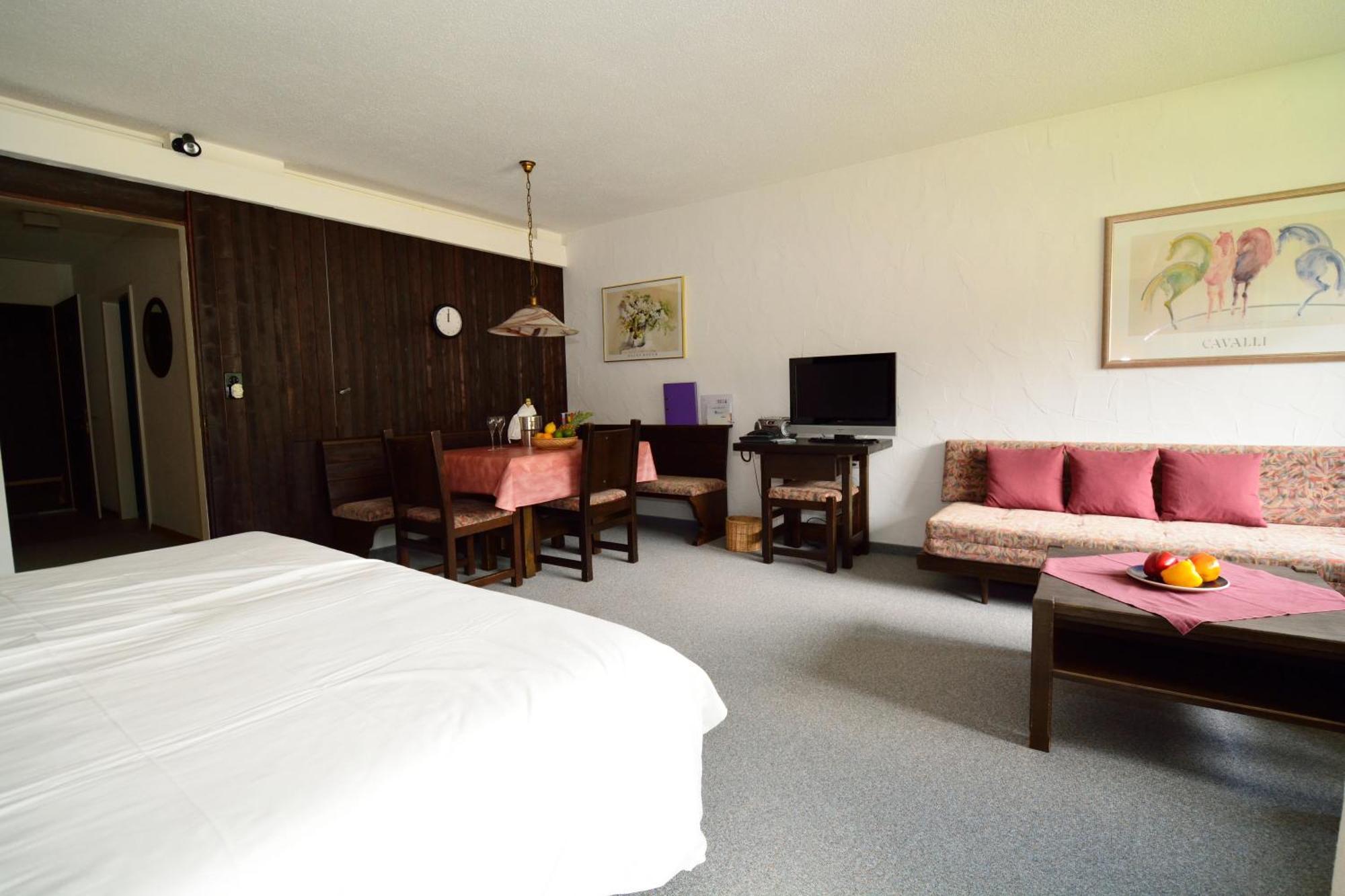 Ferienwohnungen Chesa Clois 24 Lenzerheide Rom bilde